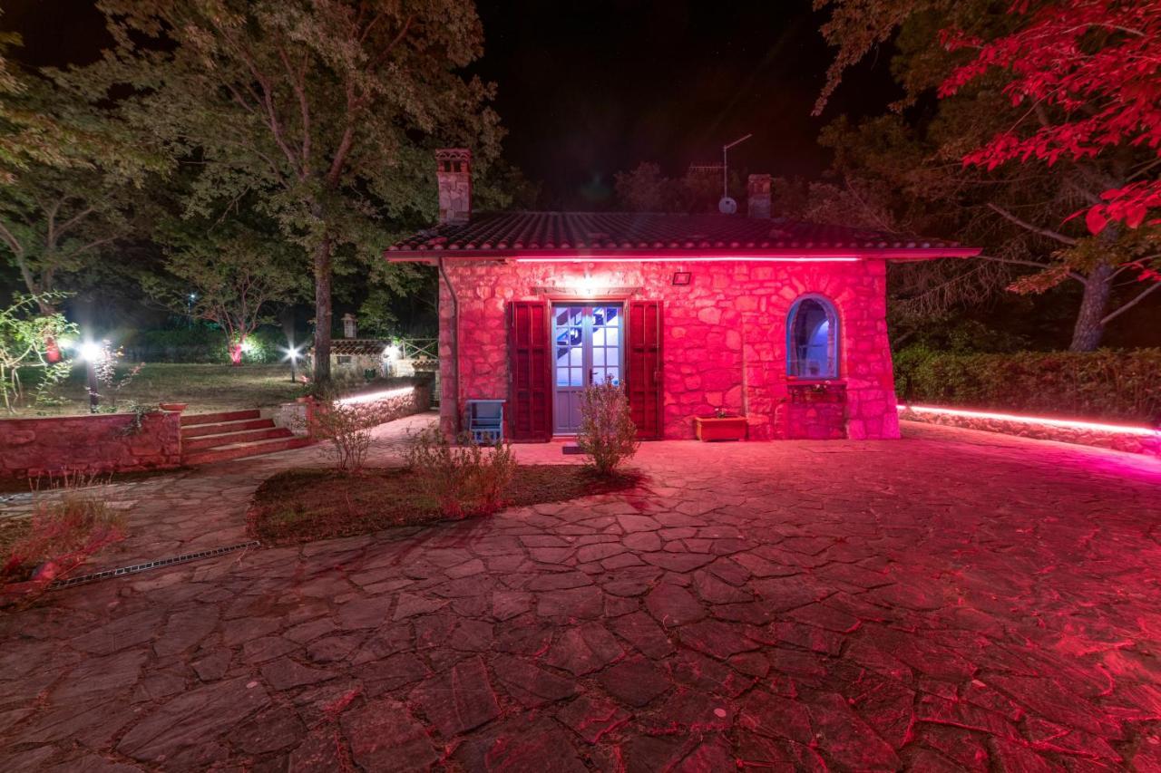 Villa Bog - Villa Con Piscina E Campo Da Tennis Piegaro  ภายนอก รูปภาพ