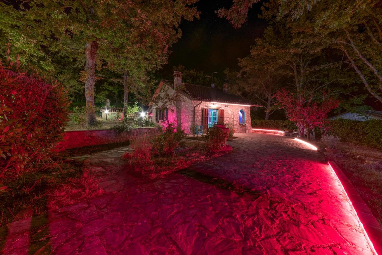 Villa Bog - Villa Con Piscina E Campo Da Tennis Piegaro  ภายนอก รูปภาพ