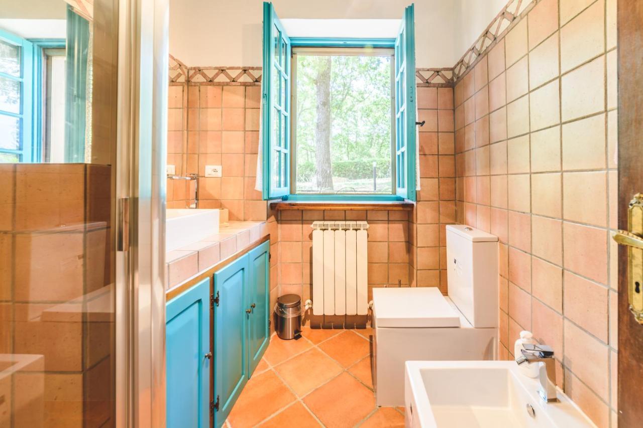 Villa Bog - Villa Con Piscina E Campo Da Tennis Piegaro  ภายนอก รูปภาพ